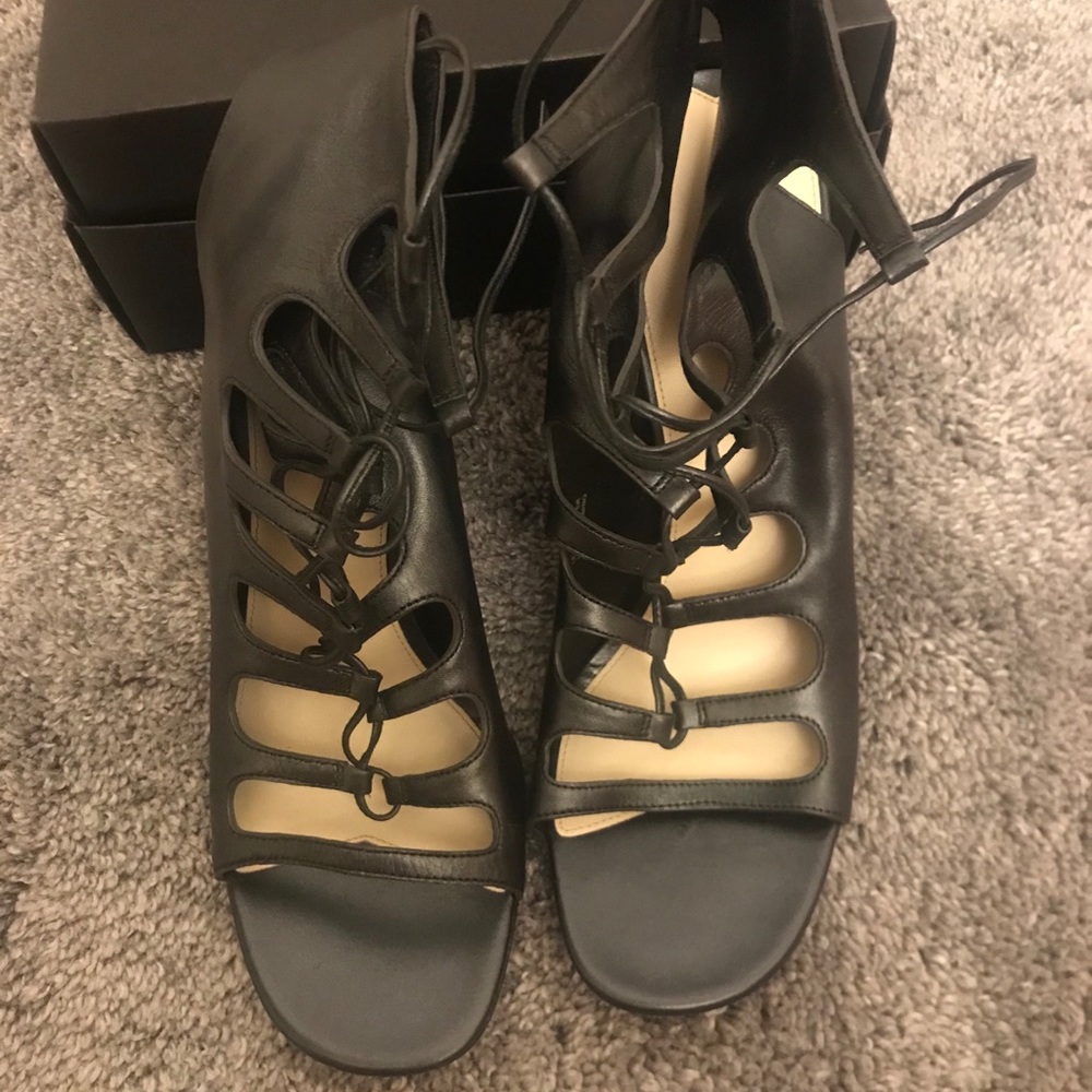 Vía Spiga heels!